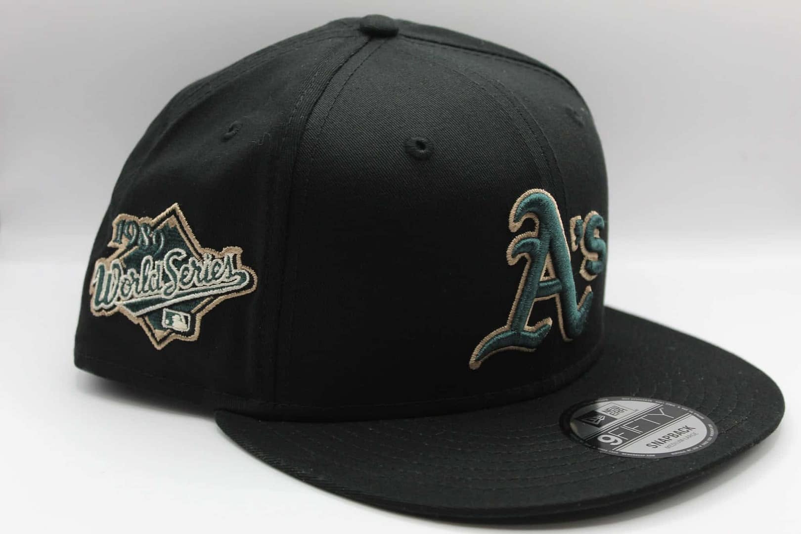 NEW ERA ATLETICS SERIE MUNDIAL