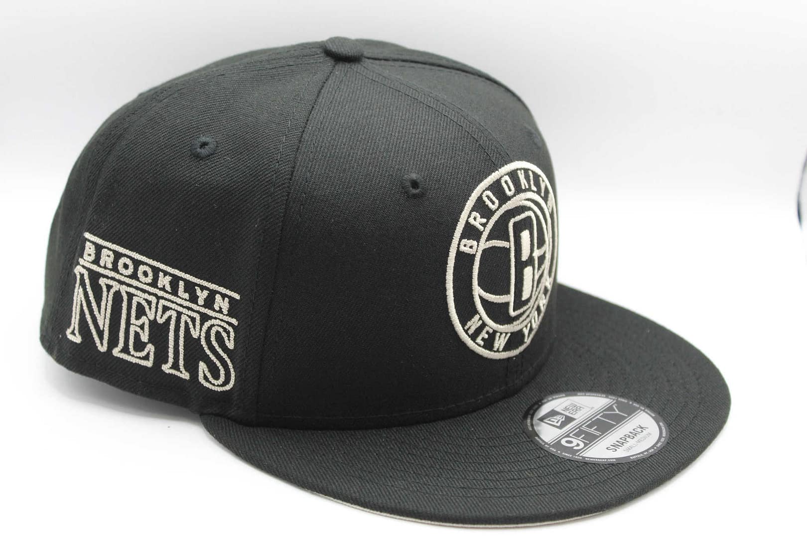 new era brooklyn negra