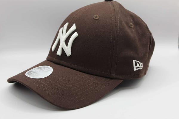 New Era New York Yankees 9FORTY BROWN